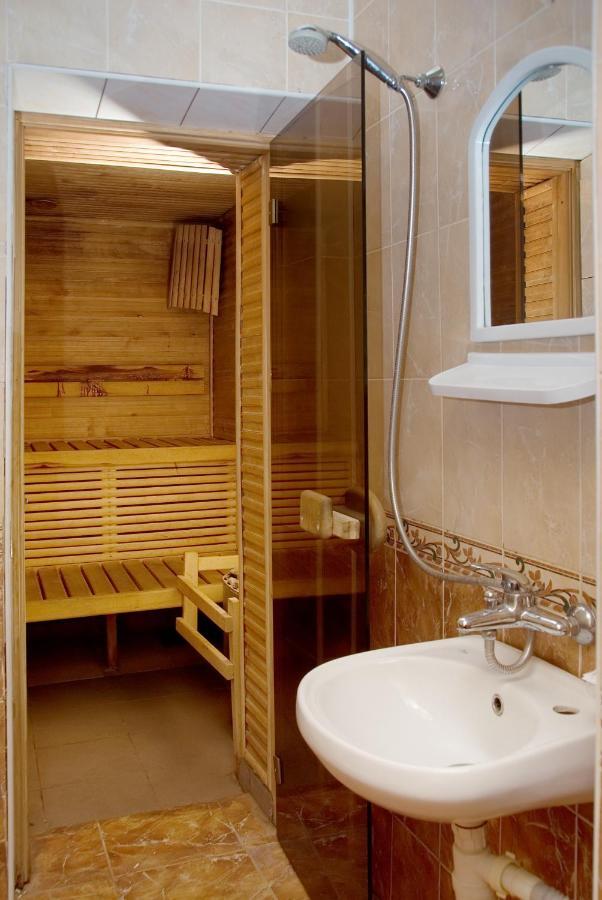 Galitsiya Hotel Lviv Room photo